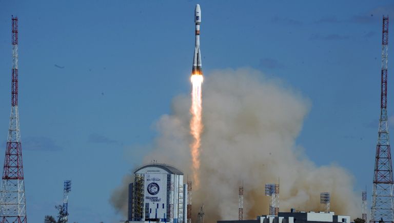 Первый пуск ракеты-носителя с космодрома Восточный Первый пуск ракеты-носителя с космодрома Восточный