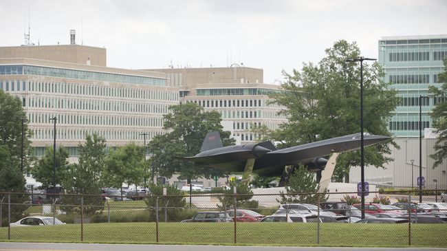 Штаб-квартира ЦРУ в Маклин, Вирджиния, США. Архивное фото Штаб-квартира ЦРУ в Маклин, Вирджиния, США. Архивное фото