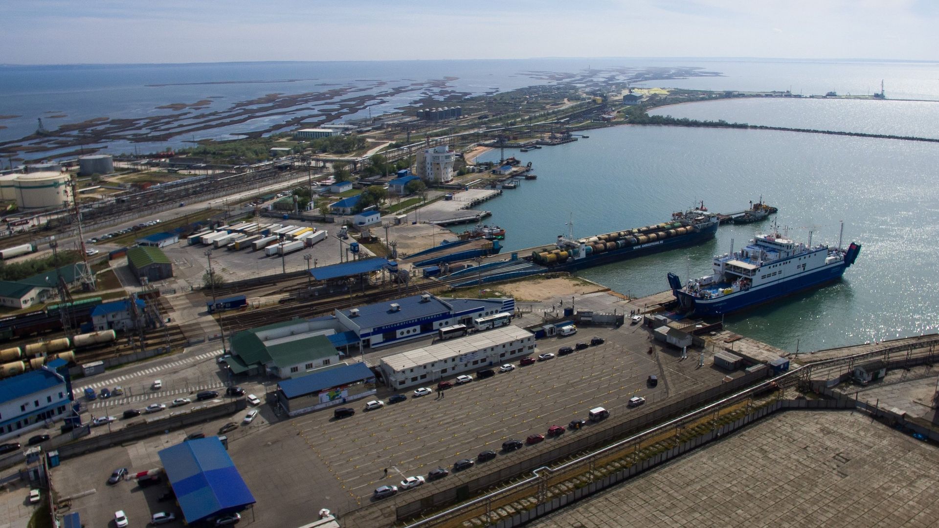 Таможенный пост Морской порт Кавказ Таможенный пост Морской порт Кавказ - РИА Новости, 1920, 25.10.2020