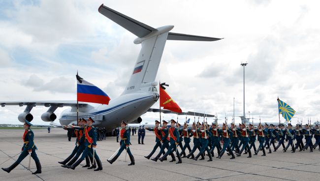 Церемония прощания с офицером спецназа, героем России Александром Прохоренко Церемония прощания с офицером спецназа, героем России Александром Прохоренко