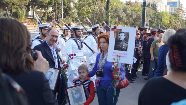 Акция Бессмертный полк в Афинах. Архивное фото Акция Бессмертный полк в Афинах. Архивное фото