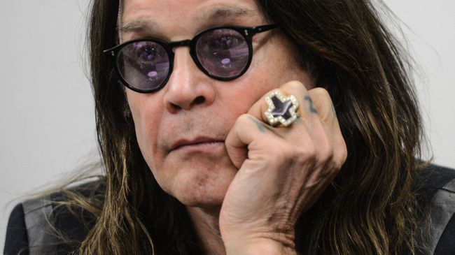 Вокалист британской рок-группы Black Sabbath Оззи Осборн Вокалист британской рок-группы Black Sabbath Оззи Осборн