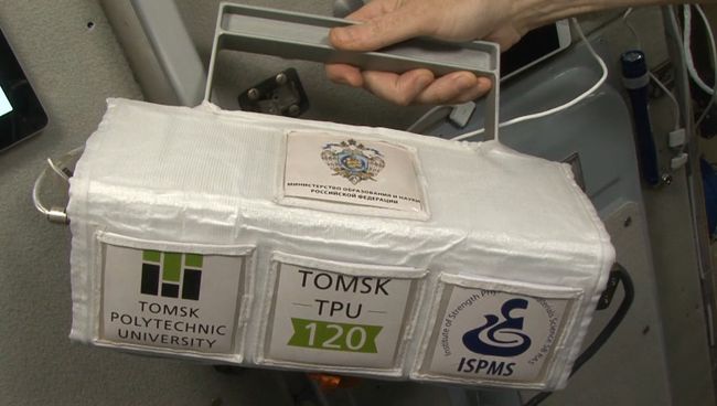 Первый напечатанный на 3D-принтере спутник заговорил на МКС Первый напечатанный на 3D-принтере спутник заговорил на МКС
