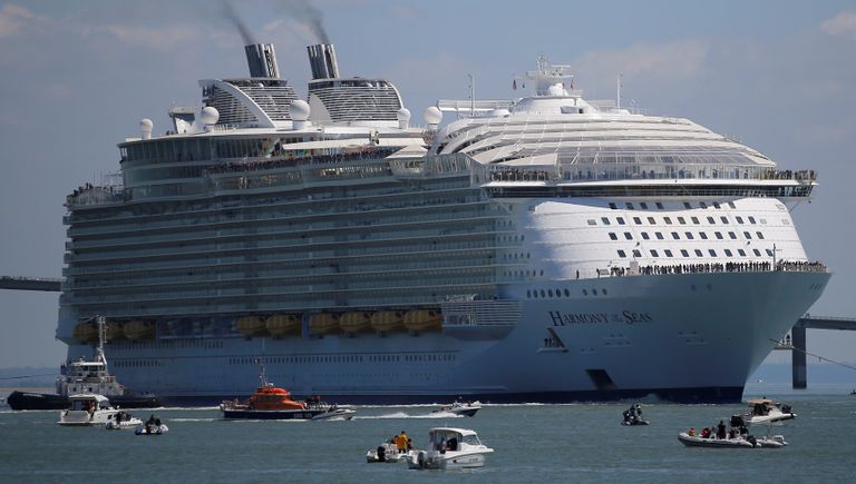 Самый большой круизный лайнер в мире — Harmony of the seas