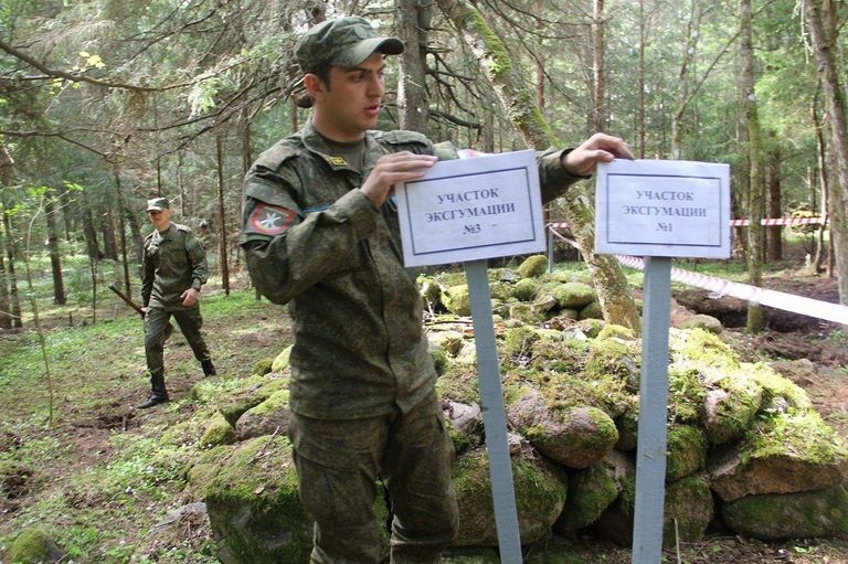 Представители Народного союза Германии по уходу за воинскими захоронениями прибыли на остров Большой Тютерс