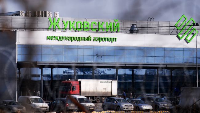 Здание Международного аэропорта Жуковский в Московской области Здание Международного аэропорта Жуковский в Московской области