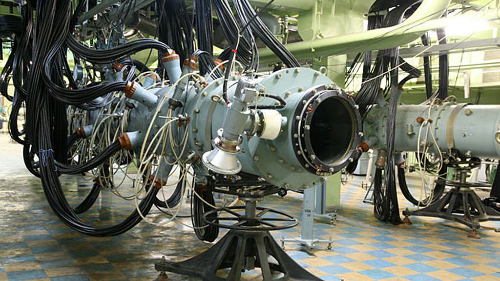 Лазерная установка во Всероссийском научно-исследовательском институте экспериментальной физики в Сарове Лазерная установка во Всероссийском научно-исследовательском институте экспериментальной физики в Сарове - РИА Новости, 1920, 12.08.2024