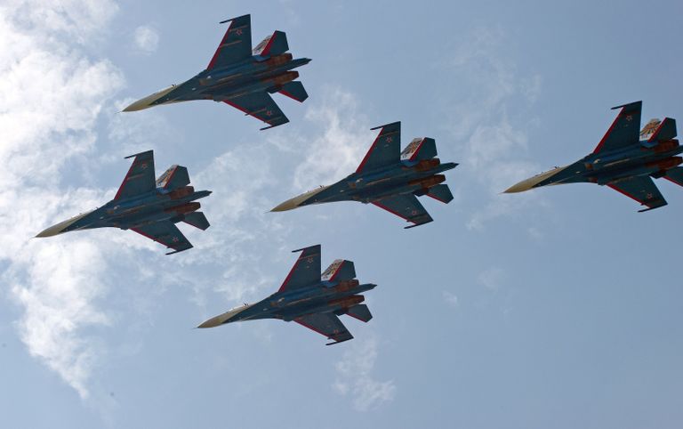 Подготовка к Всероссийским соревнованиям военных летчиков Авиадартс-2016 в Крыму Подготовка к Всероссийским соревнованиям военных летчиков Авиадартс-2016 в Крыму