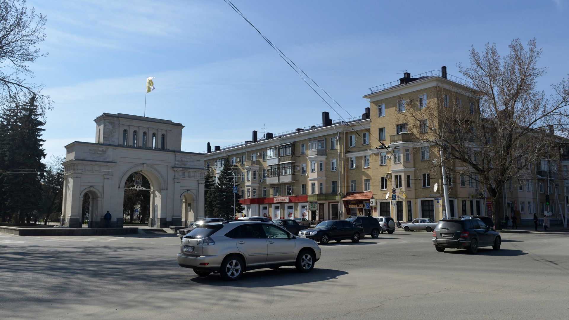 Триумфальная арка (Тифлисские ворота) в Ставрополе - РИА Новости, 1920, 10.02.2021
