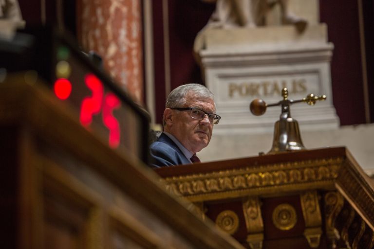 Сенат Франции проголосовал за смягчение санкций против России Сенат Франции проголосовал за смягчение санкций против России
