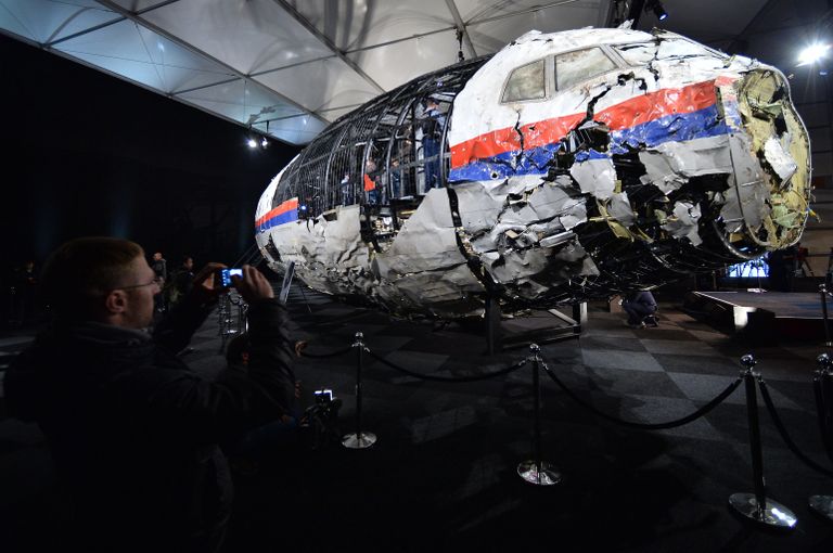 Доклад Совета безопасности Нидерландов по причинам крушения Boeing 777 Malaysia Airlines Доклад Совета безопасности Нидерландов по причинам крушения Boeing 777 Malaysia Airlines