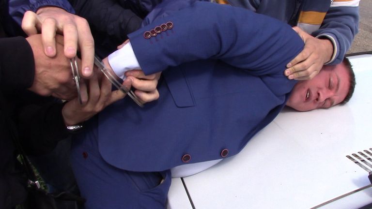 Прокурор задержан под Саратовом за получение крупной взятки от полицейского Прокурор задержан под Саратовом за получение крупной взятки от полицейского