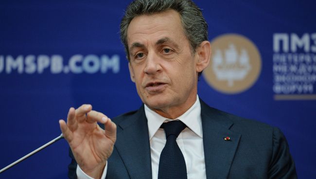 Экс-президент Франции (2007-2012 гг.) Николя Саркози выступает на XX Петербургском международном экономическом форуме Экс-президент Франции (2007-2012 гг.) Николя Саркози выступает на XX Петербургском международном экономическом форуме
