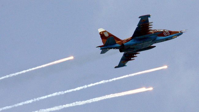 Штурмовик Су-25 ВВС Украины. Архивное фото Штурмовик Су-25 ВВС Украины. Архивное фото