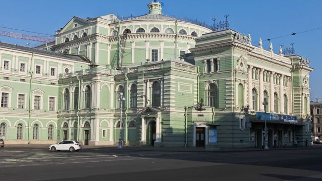 Здание Мариинского театра. Архивное фото