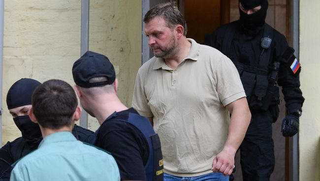 Губернатор Кировской области Никита Белых в Басманном суде Москвы Губернатор Кировской области Никита Белых в Басманном суде Москвы