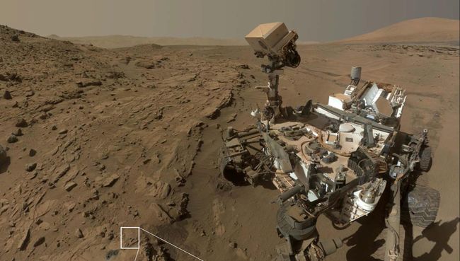 Марсоход Curiosity изучает камни в местечке Винджана на Марсе Марсоход Curiosity изучает камни в местечке Винджана на Марсе