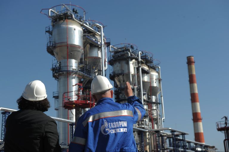 Нефтеперерабатывающий завод ОАО Газпром нефть