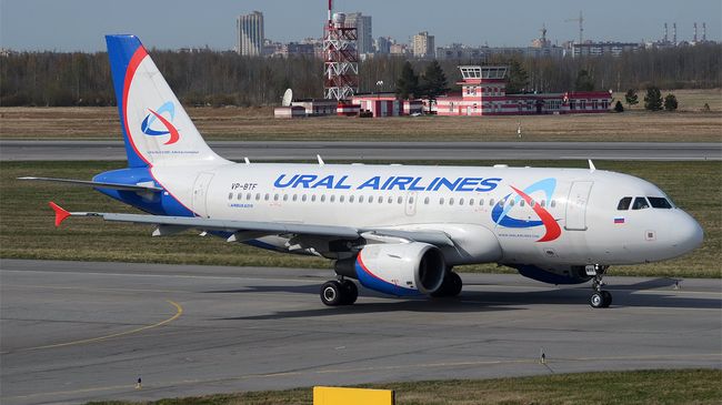 Самолет Airbus A319-112 авиакомпании Уральские авиалинии Самолет Airbus A319-112 авиакомпании Уральские авиалинии