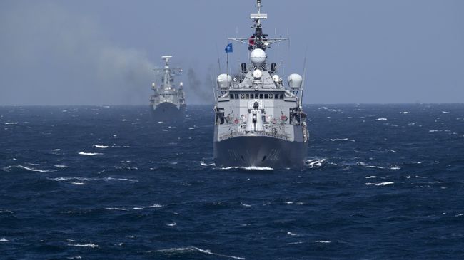 Военный корабль во время учений НАТО в Черном море. Архивное фото