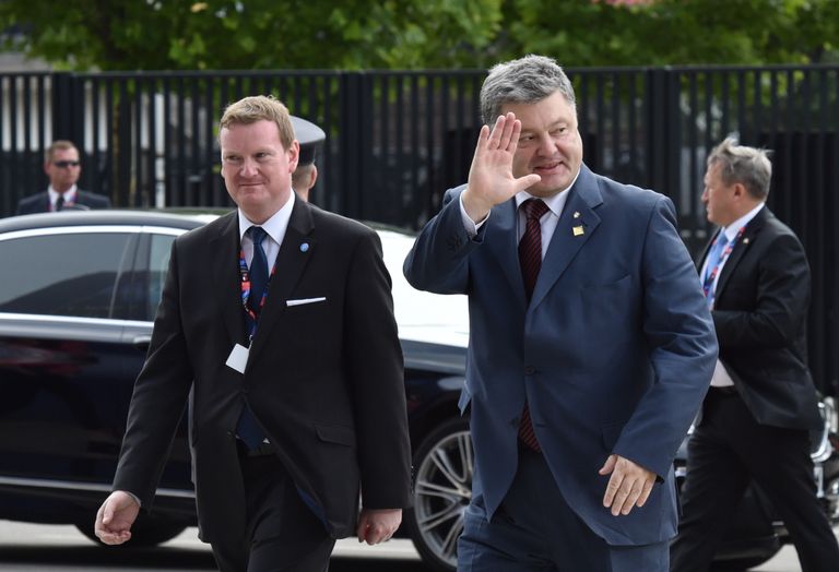 Президент Украины Петр Порошенко перед началом саммита НАТО в Варшаве Президент Украины Петр Порошенко перед началом саммита НАТО в Варшаве