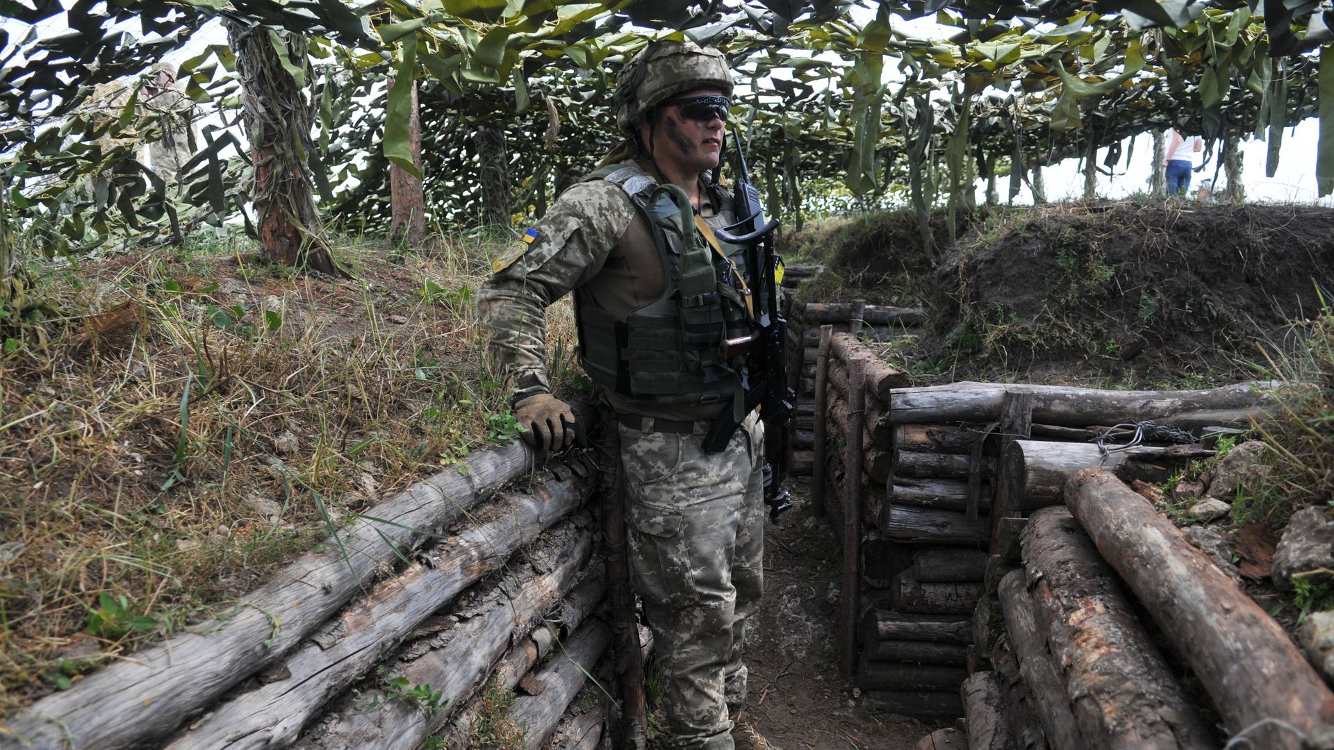 Украинский военный на международных учениях Украинский военный на международных учениях - РИА Новости, 1920, 10.06.2021