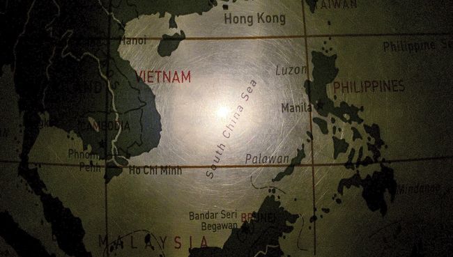 Южно-Китайское море на глобусе