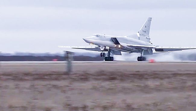 Боевой вылет дальних бомбардировщиков Ту-22М3 в Сирии Боевой вылет дальних бомбардировщиков Ту-22М3 в Сирии