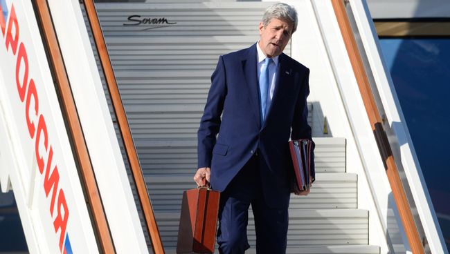 Государственный секретарь США Джон Керри в аэропорту Внуково-2. Архивное фото Государственный секретарь США Джон Керри в аэропорту Внуково-2. Архивное фото