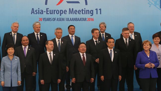 Премьер-министр РФ Д. Медведев на саммите АСЕМ в Монголии