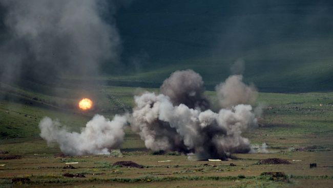 Военные учения на полигоне Алагяз в Армении. Архивное фото Военные учения на полигоне Алагяз в Армении. Архивное фото