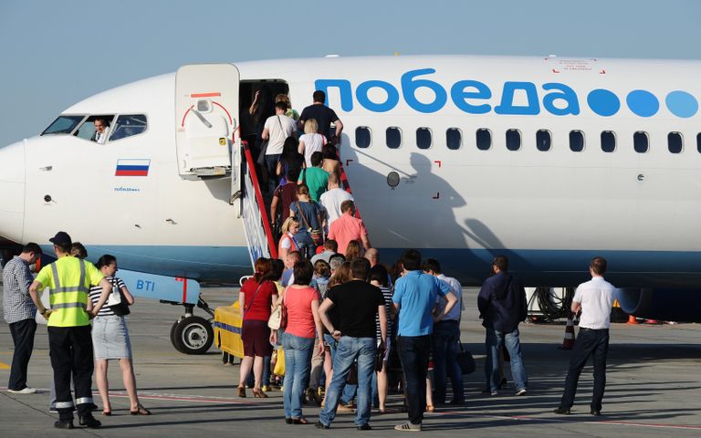 Самолет российской авиакомпании Победа Самолет российской авиакомпании Победа
