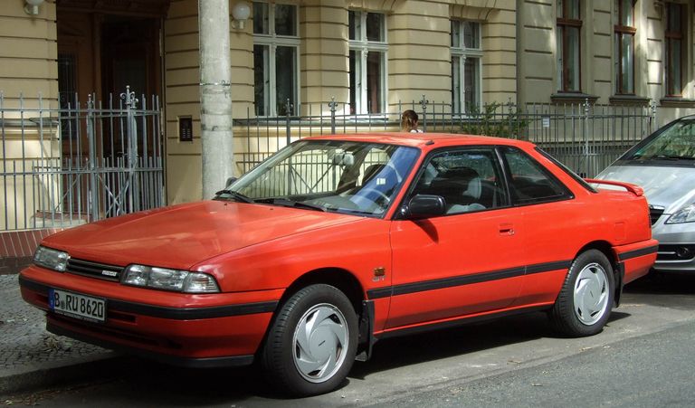 Автомобиль Mazda 626 Автомобиль Mazda 626