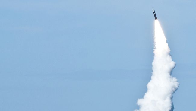 Запуск баллистической ракеты Trident D5. Архивное фото Запуск баллистической ракеты Trident D5. Архивное фото