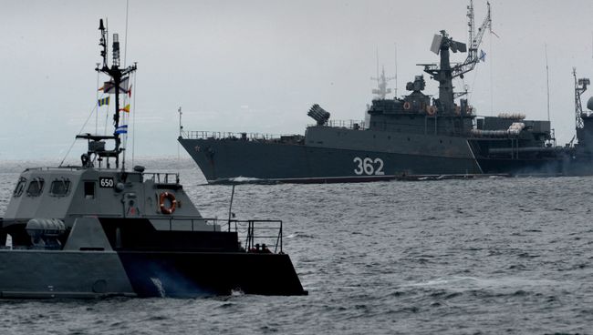 Корабли Тихоокеанского флота России. Архивное фото Корабли Тихоокеанского флота России. Архивное фото