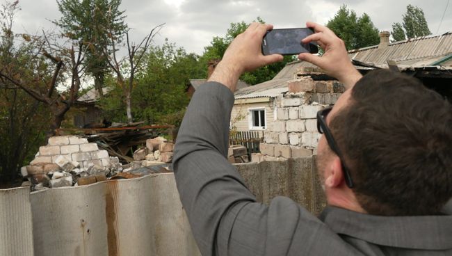 Международные наблюдатели в ДНР. Архивное фото Международные наблюдатели в ДНР. Архивное фото