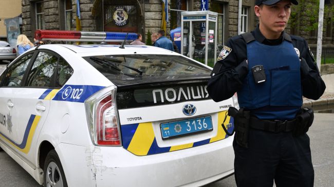 Сотрудники Украинской полиции в Киеве. Архивное фото Сотрудники Украинской полиции в Киеве. Архивное фото