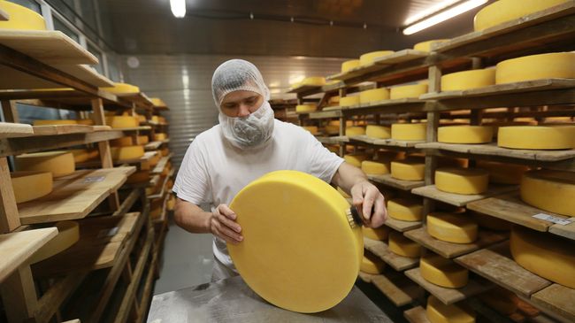Истринская сыроварня Русский пармезан Истринская сыроварня Русский пармезан