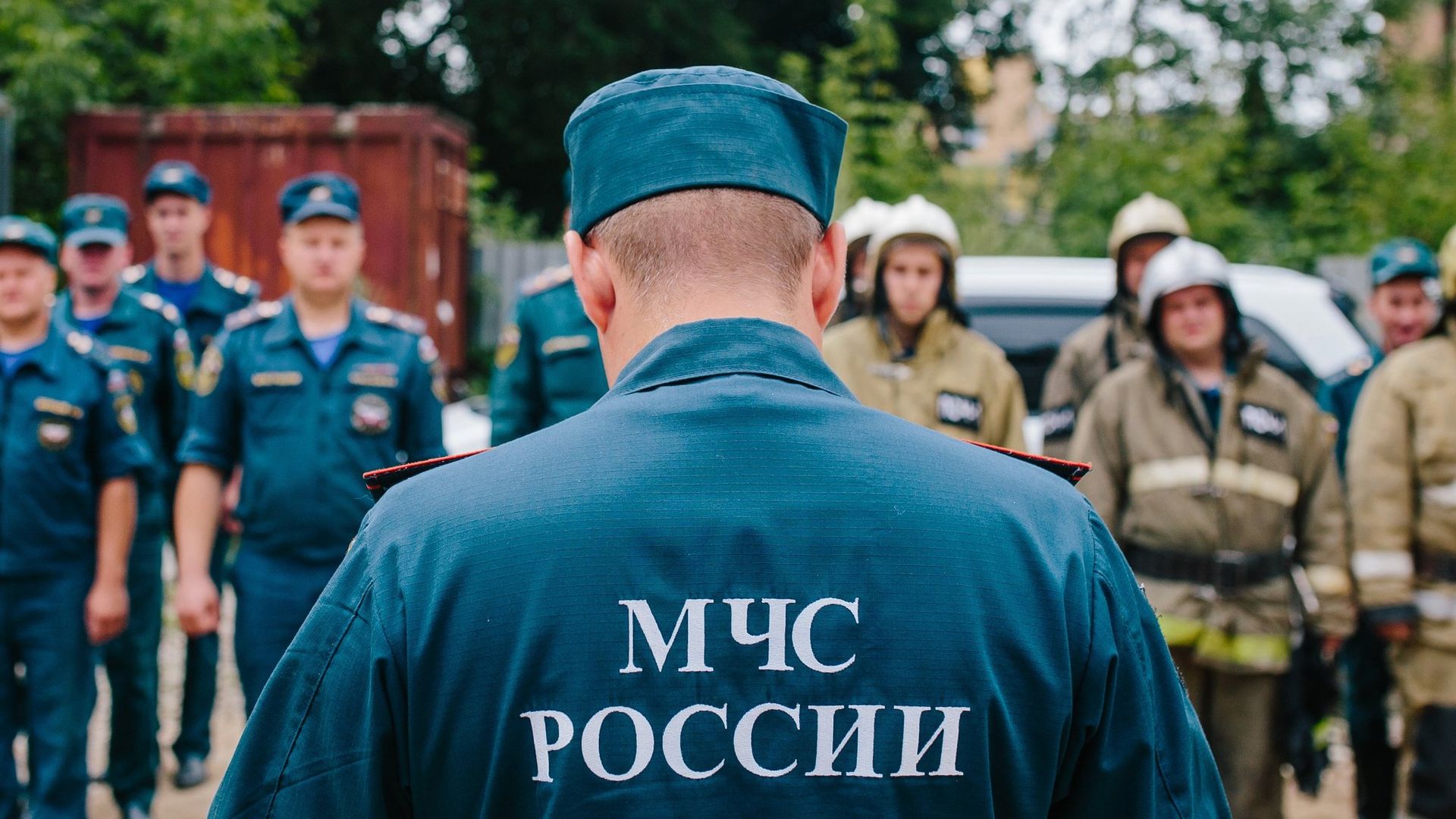 Сотрудники МЧС во время учений Сотрудники МЧС во время учений - РИА Новости, 1920, 21.08.2021