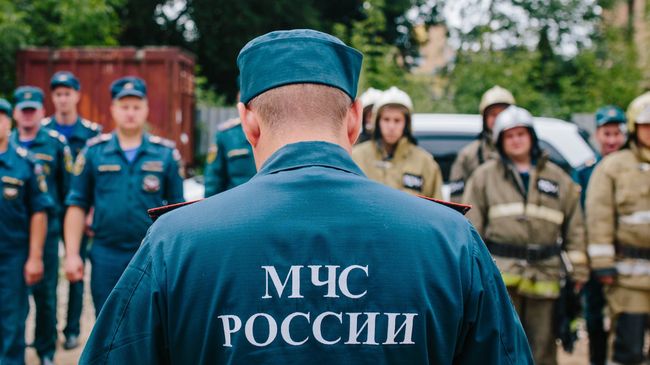 Сотрудники МЧС. Архивное фото
