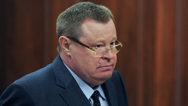 Владимир Устинов во время встречи с президентом России Владимиром Путиным в Кремле. 27 июля 2016