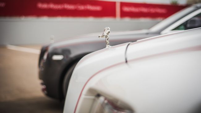 Автомобили Rolls-Royce