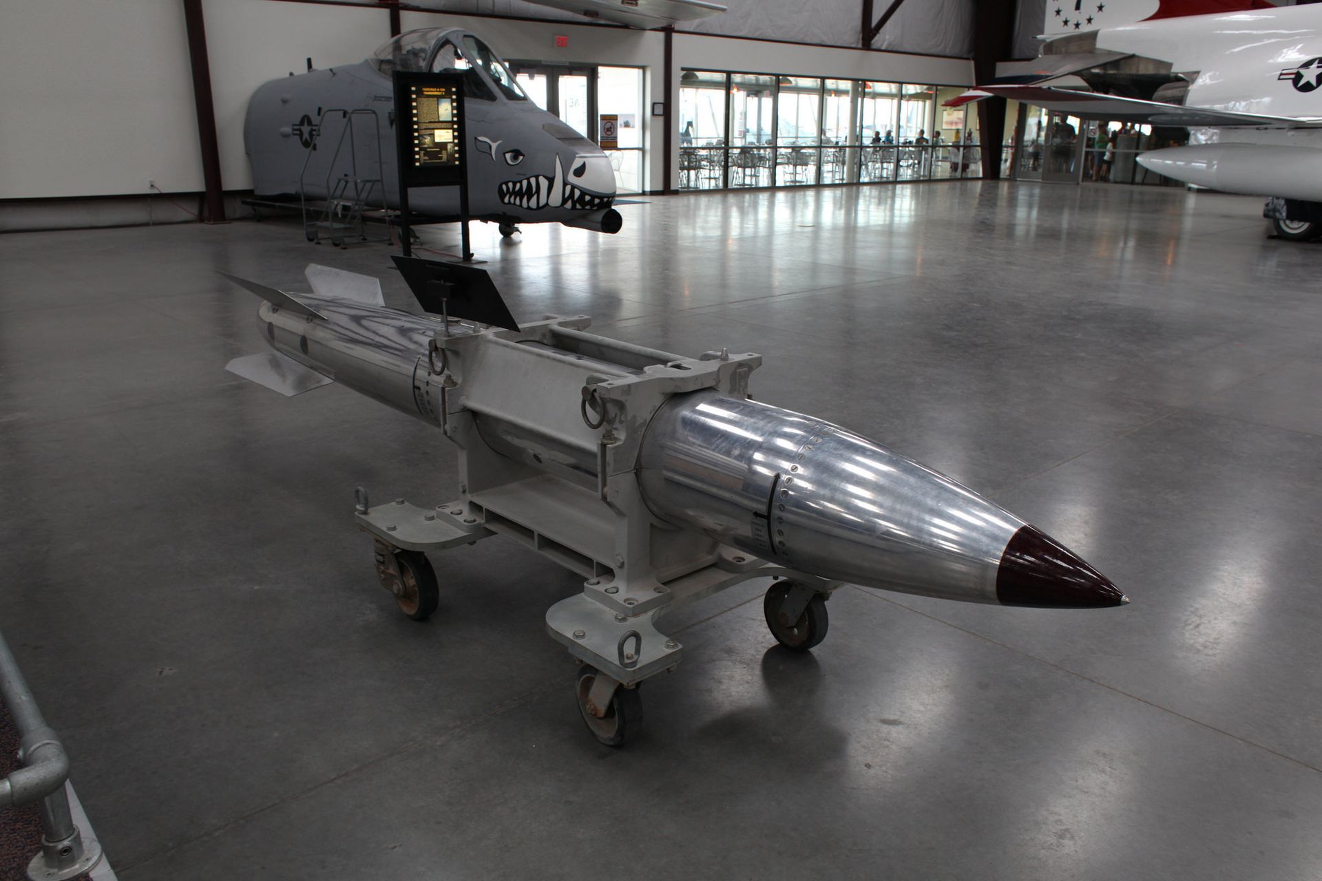 Ядерная бомба B61 Ядерная бомба B61 - РИА Новости, 1920, 27.04.2024