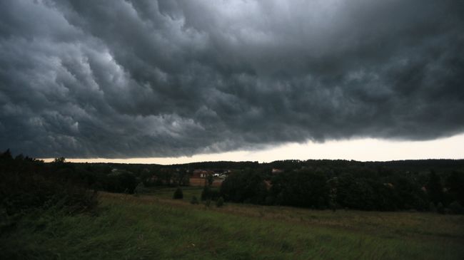 На Москву надвигается грозовой фронт. Архивное фото На Москву надвигается грозовой фронт. Архивное фото