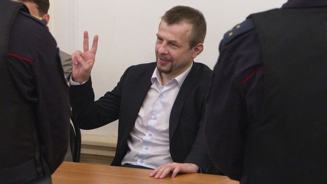 Экс-мэр Ярославля Евгений Урлашов, обвиняемый в коррупции, во время оглашения приговора в ярославском районном суде. 3 августа 2016