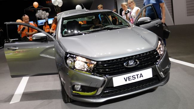 Автомобиль Lada Vesta. Архивное фото Автомобиль Lada Vesta. Архивное фото