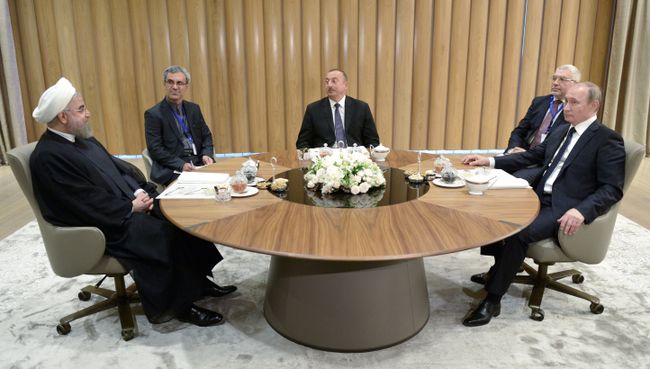 Визит президента РФ Владимира Путина в Азербайджан Визит президента РФ Владимира Путина в Азербайджан