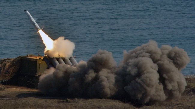 Береговой ракетный комплекс Бал. Архивное фото Береговой ракетный комплекс Бал. Архивное фото