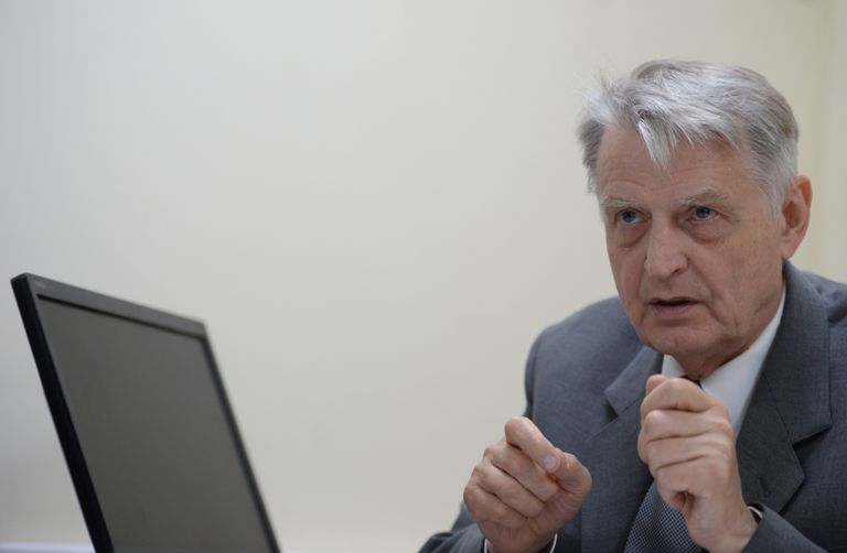 Один из защитников Белого дома, бывший народный депутат РСФСР и советник Бориса Ельцина Павел Медведев