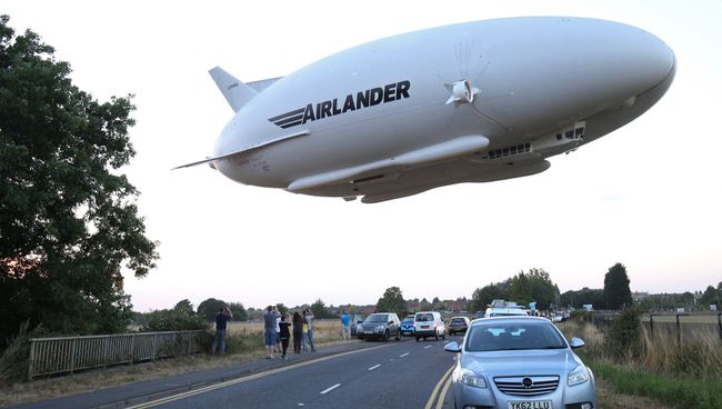 Запуск воздушного судна Airlander 10. Архивное фото. Запуск воздушного судна Airlander 10. Архивное фото.